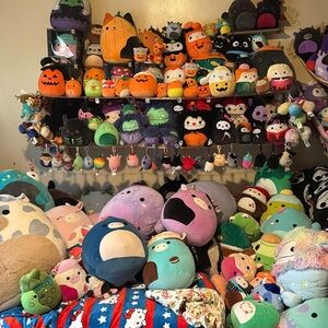 HUGE collection of 1500 squishmallows!! Many RARE,cow, Bigfoots and much more